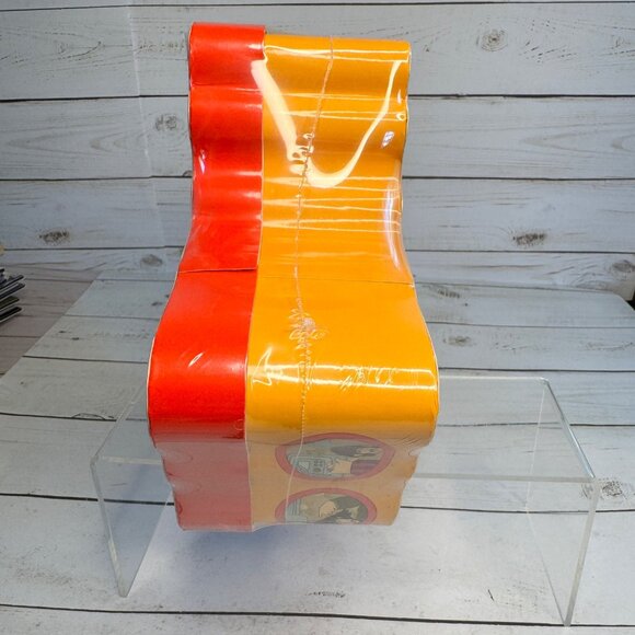 The Beatles Yellow Submarine Ravensburger Puzzle 500 Pc Shaped Tin Box 2017 - Picture 7 of 9